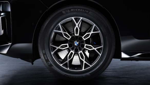 BMW 7 Series Protection G73 20” Alloy Wheels with PAX system BMW 7 Series Protection G73 20” Alloy Wheels with PAX system