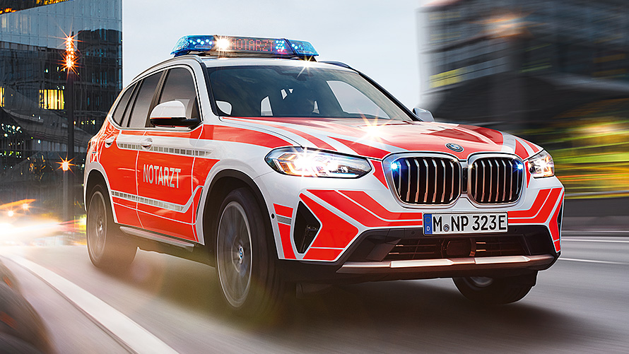 BMW X3 G01LCI emergeny doctor’s vehicle BMW X3 G01LCI emergeny doctor’s vehicle 1/3 front driving.